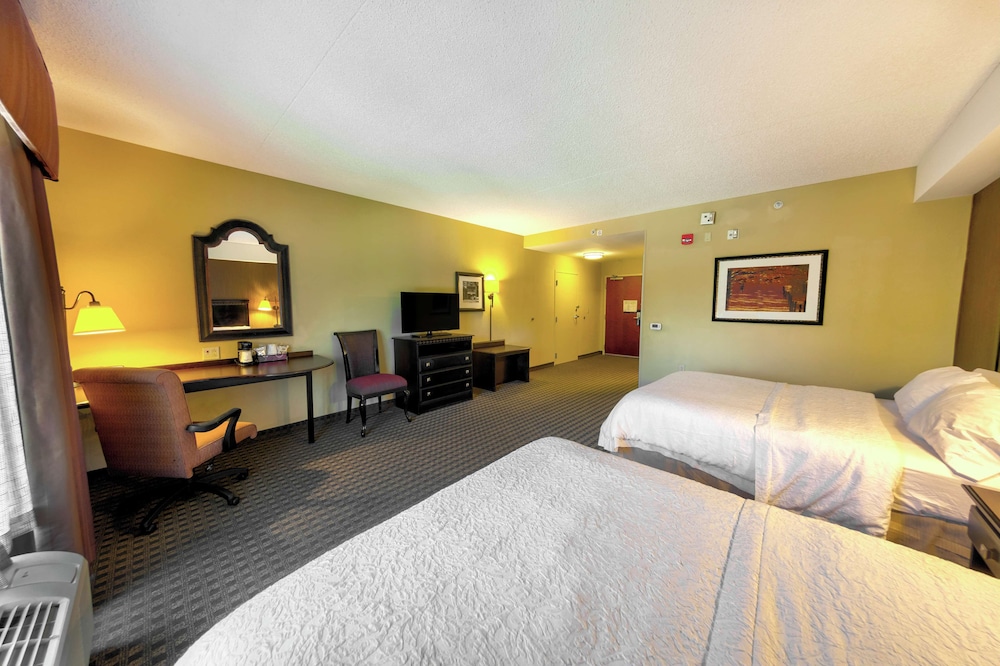Hampton Inn & Suites Chadds Ford - photo 7