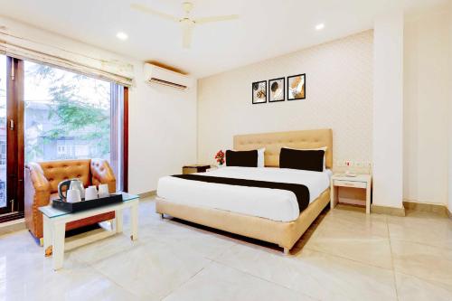 Townhouse Oak T Block Sector 24