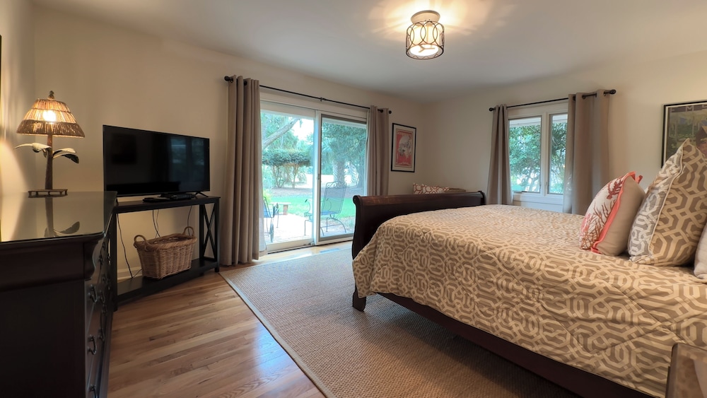 149 N. Sea Pines Dr. at The Sea Pines Resort - photo 2