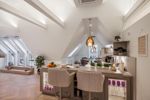 Fritz Lau Straße 8 Wolken Nest Penthouse Suite — 5-Star Luxury Hotel in Busum, Germany