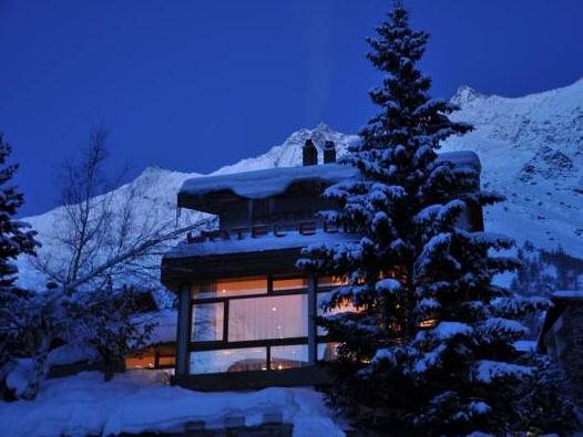Elite Alpine Lodge Apart & Breakfast — 4-Star Luxury Hotel in Saas Fee, Switzerland