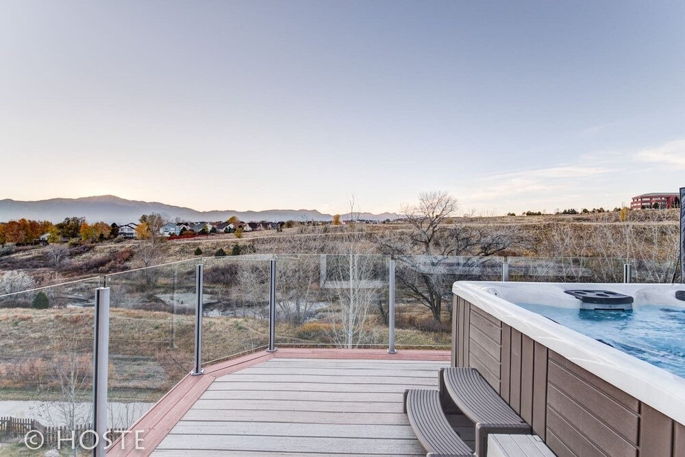 5Br Mtn Views Family Getaway Hot Tub - featured photo