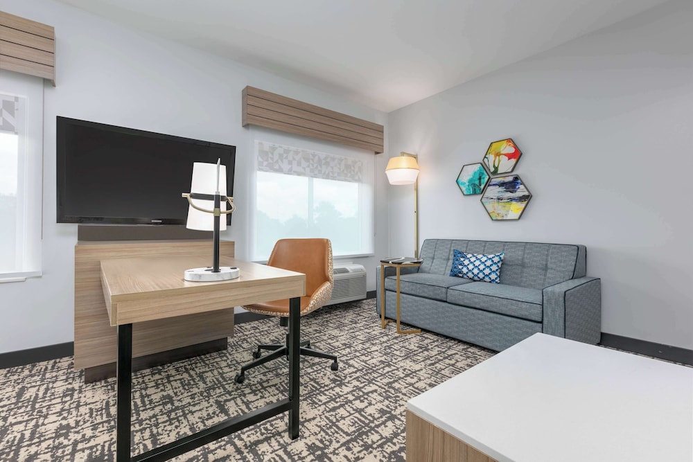 Hampton Inn & Suites by Hilton Shenandoah The Woodlands - photo 7