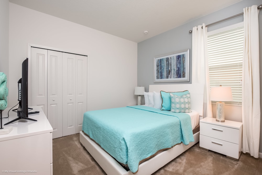 10 Bedroom 8 Bathroom Sonoma Resort Villa Kissimmee - photo 6