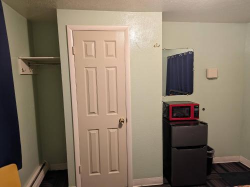 Tour Inn Motel - photo 24