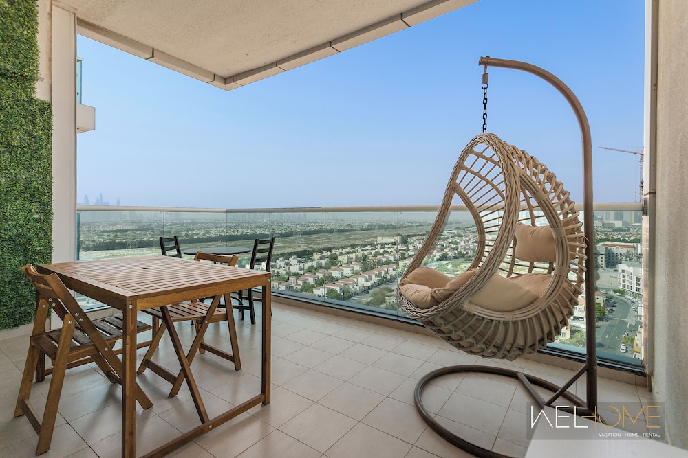 WelHome Relaxing and Fancy Studio Apt with City View — 4-Star Luxury Hotel in Dubai, United Arab Emirates