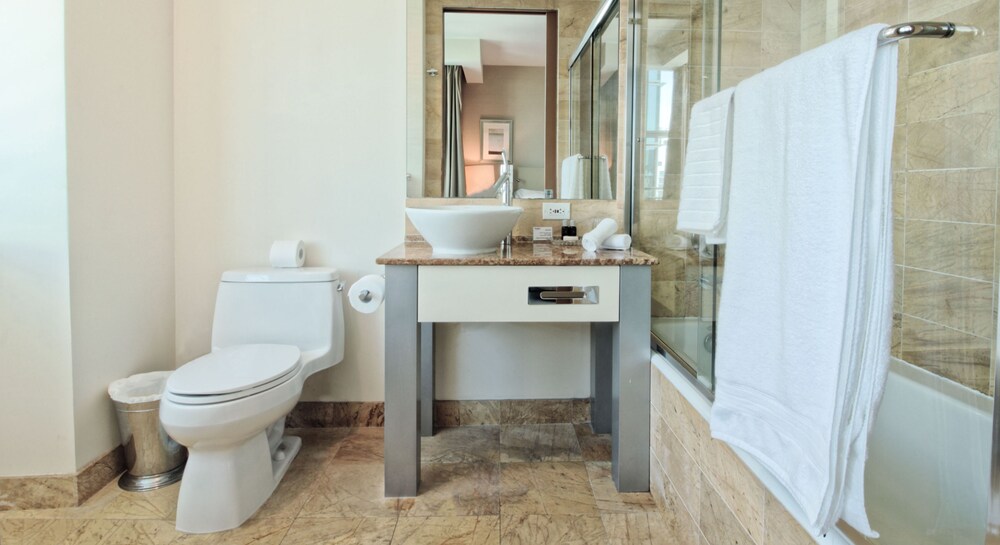 Conrad Miami Suites by Vesper - photo 43