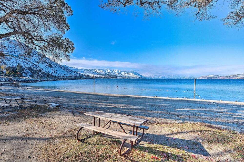 Steps to Lake Chelan Condo with Resort Amenities - photo 17