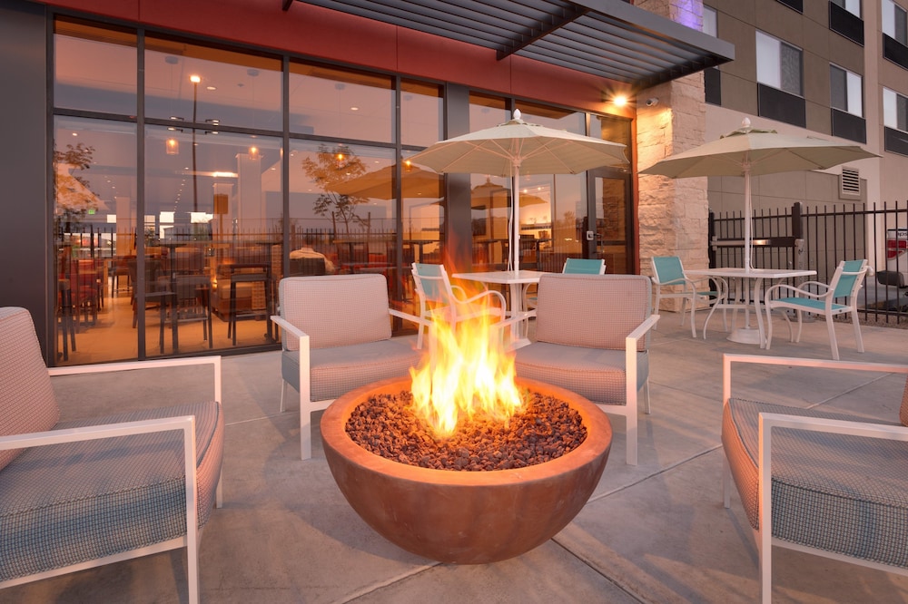 Holiday Inn Express & Suites Phoenix West Buckeye by IHG - photo 34