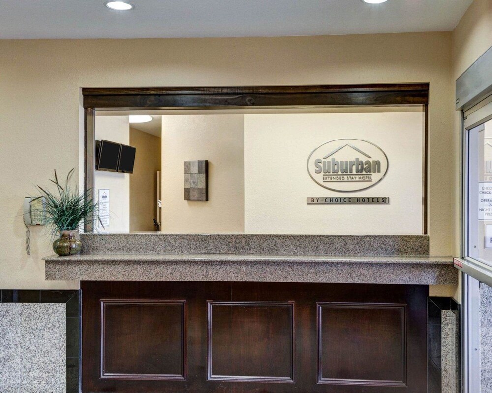Suburban Extended Stay LaPlace - photo 3
