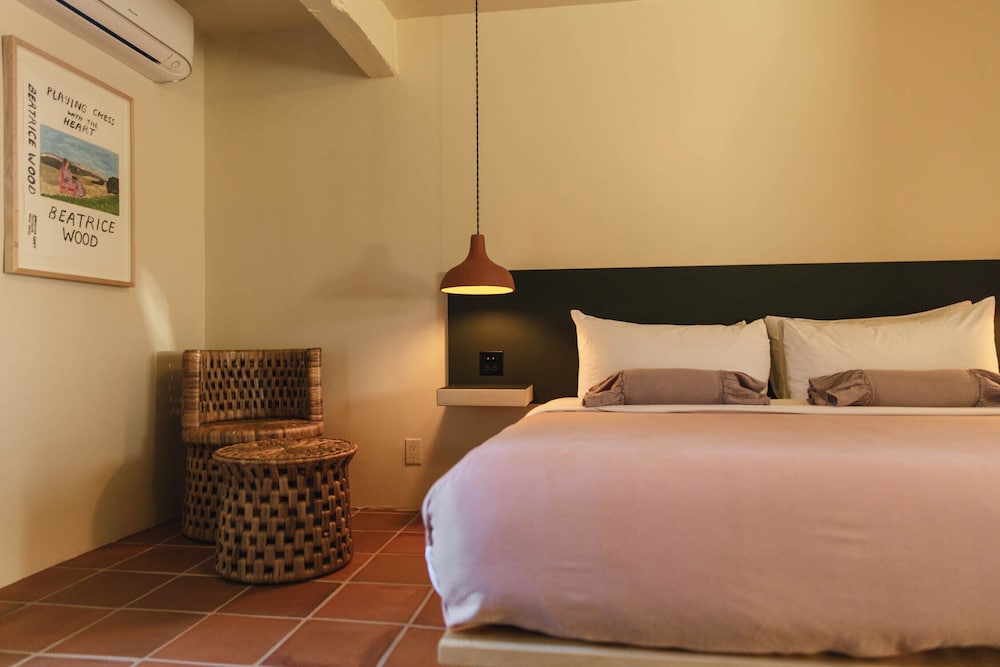 Hummingbird Inn of Ojai - photo 10