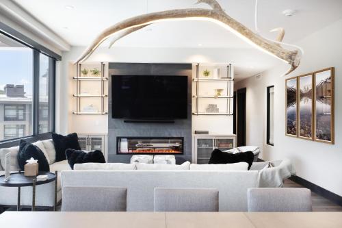 ONE Riverfront #402 Avon in Avon, United States