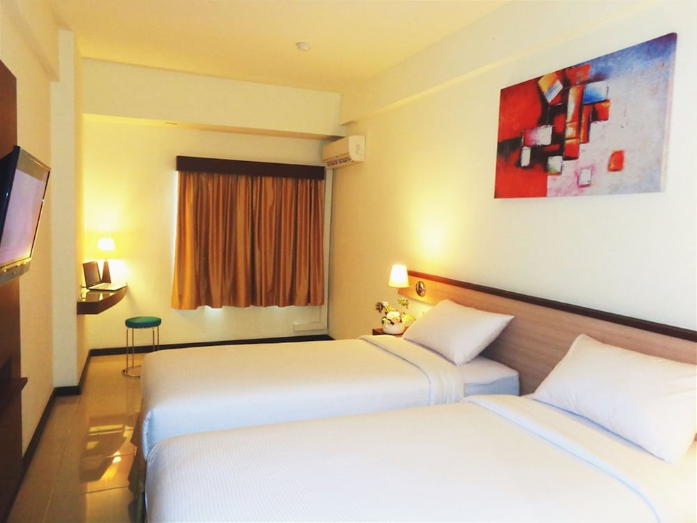 Everyday Smart Hotel Malang — Malang — photo 5