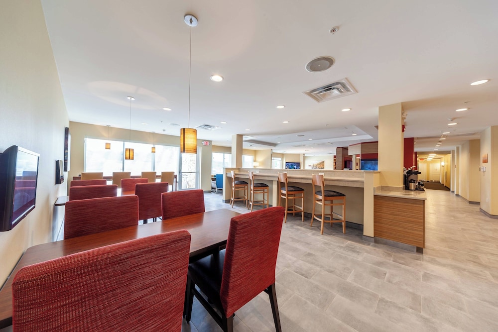 TownePlace Suites by Marriott Front Royal - photo 32