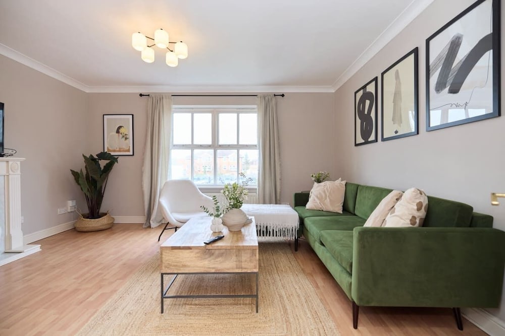 The Guildford Getaway 3bdr With Garden in Guildford, United Kingdom