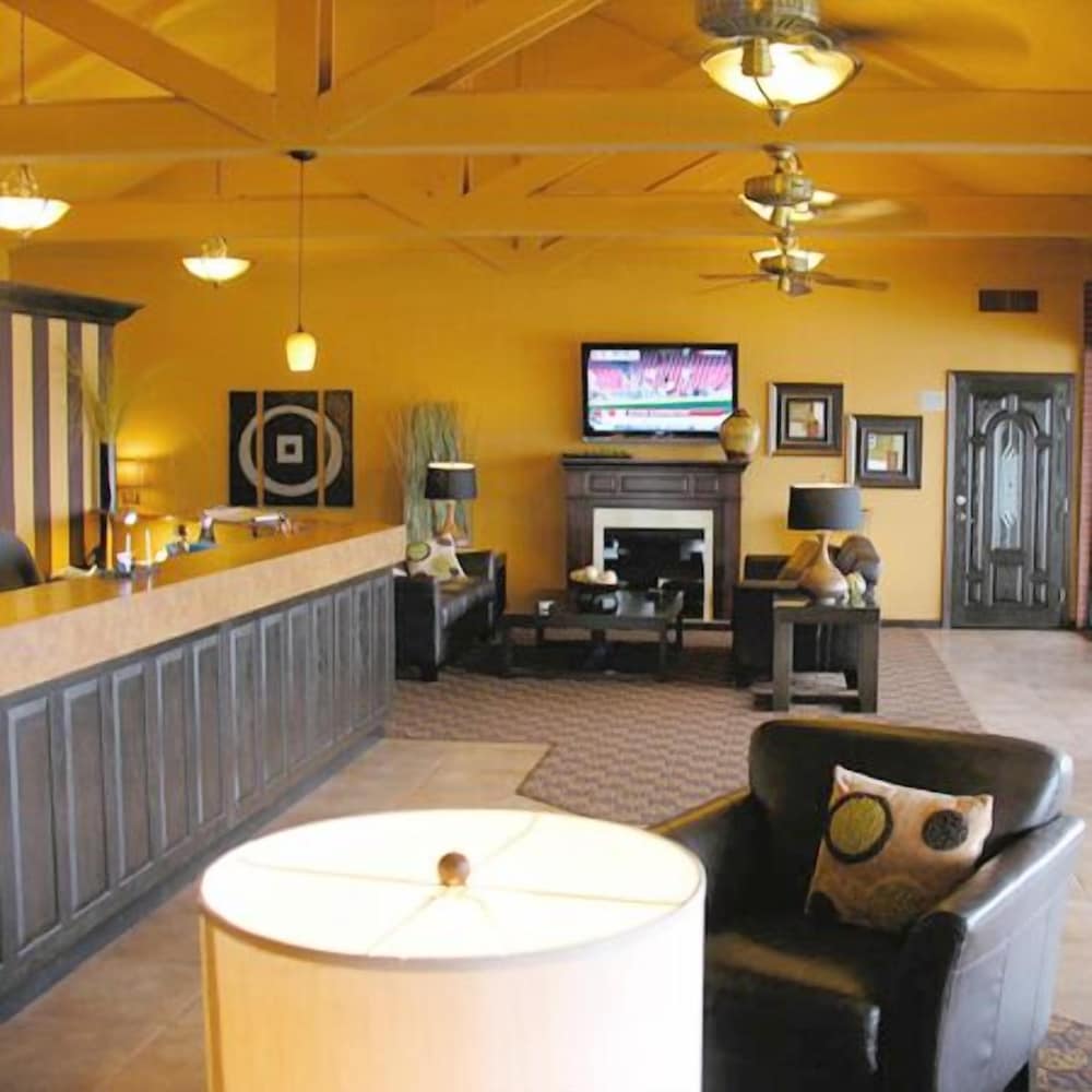 Fortune Inn And Suites Newport - photo 20