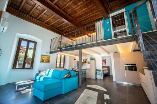 NEW 2024 ANCIENT GRAVEDONA where Lake Como classic style meets modern design and comforts Larihome A41 — 4-Star Luxury Hotel in Gravedona-San Gregorio, Italy