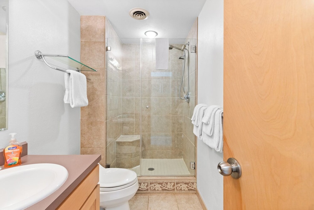 Sand & Sea Resort Condominiums - photo 880