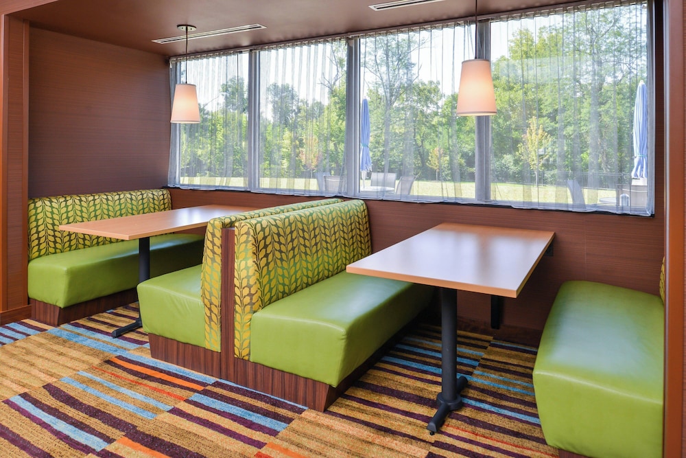 Fairfield Inn & Suites by Marriott St. Joseph - photo 33