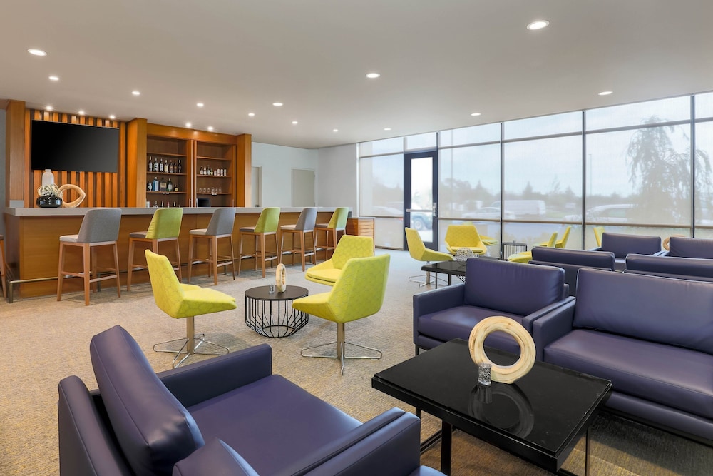 SpringHill Suites by Marriott San Jose Fremont - photo 23