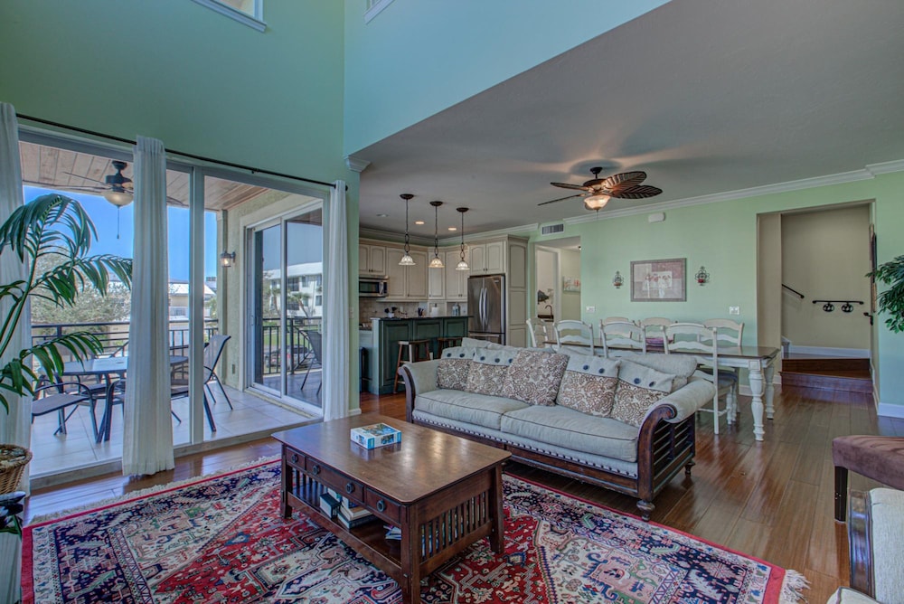 Anna Maria Island Beach Palace - photo 25