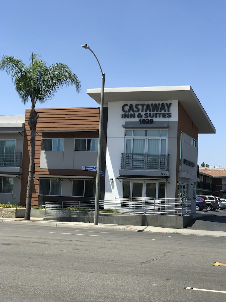 Castaway Motel - photo 26