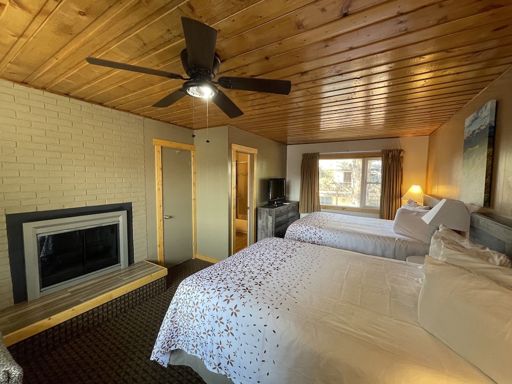 Estes Mountain Inn - photo 42