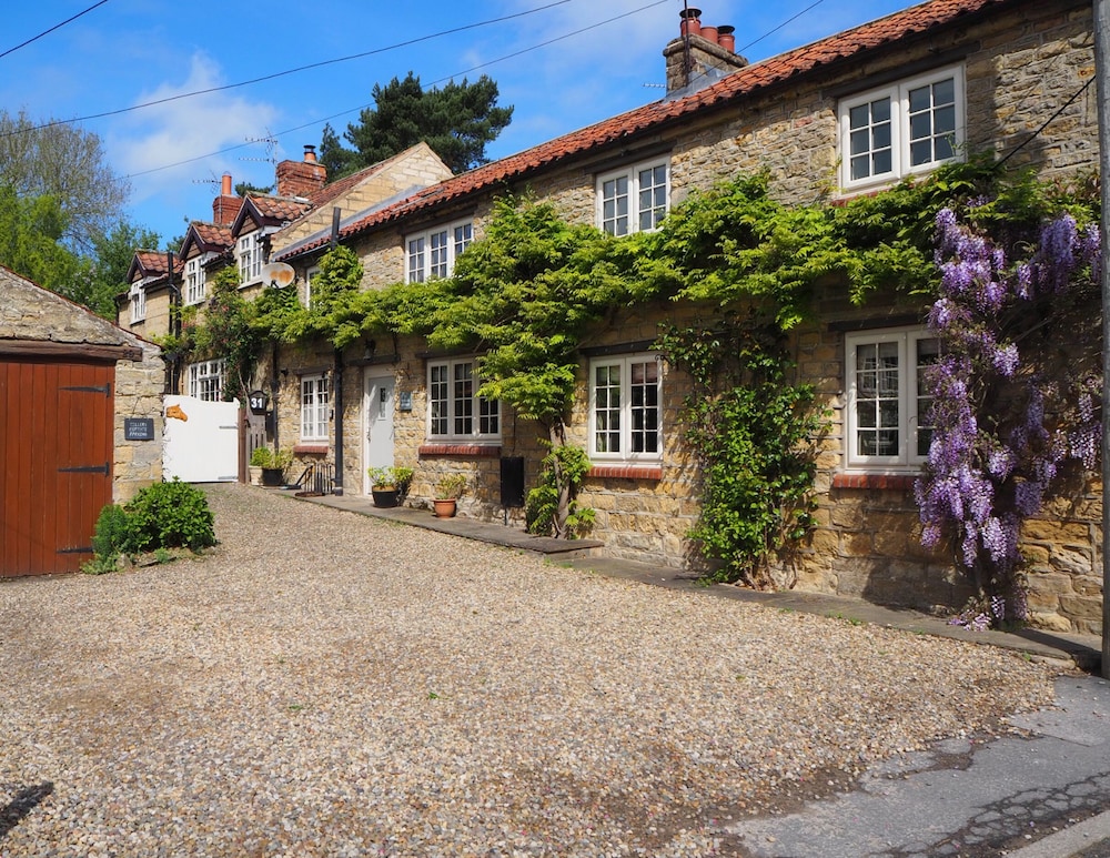 Tillers Cottage — 4-Star Luxury Hotel in Scarborough, United Kingdom
