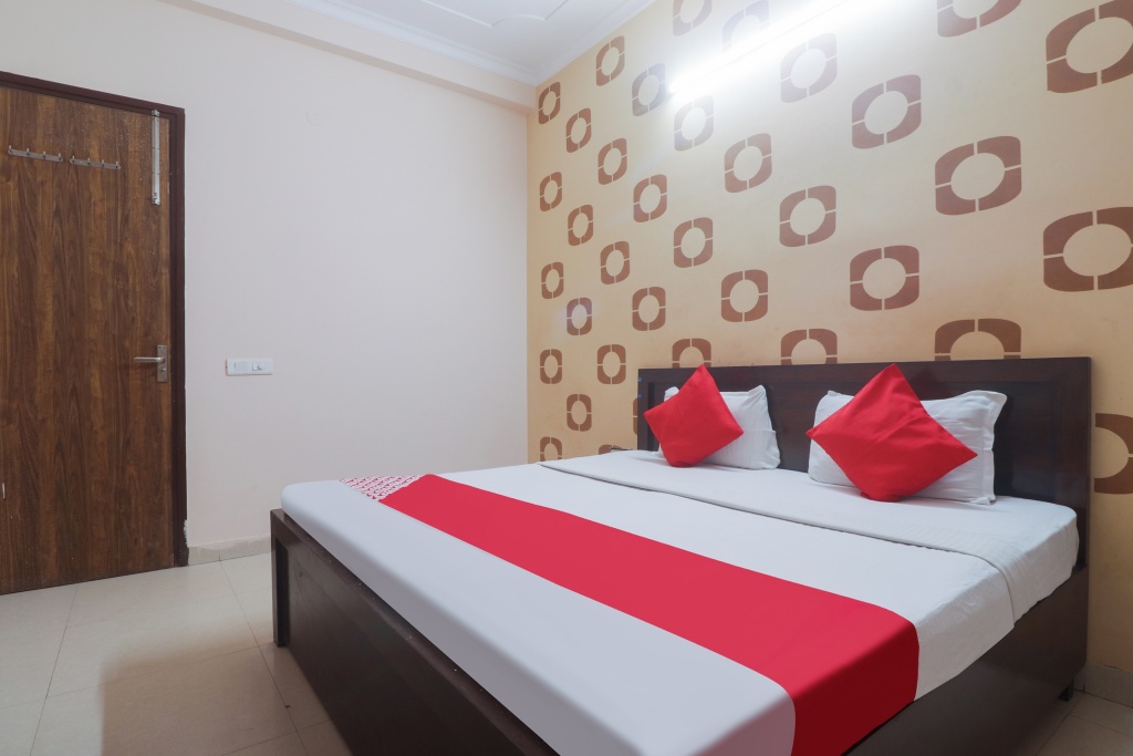 OYO 81499 Second Home Residency