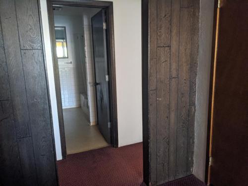 Cabana Inn - photo 18