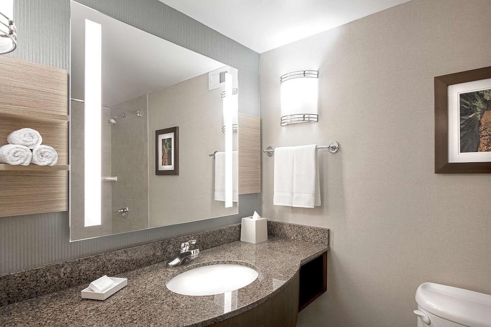 Hilton Garden Inn Cleveland Downtown - photo 14
