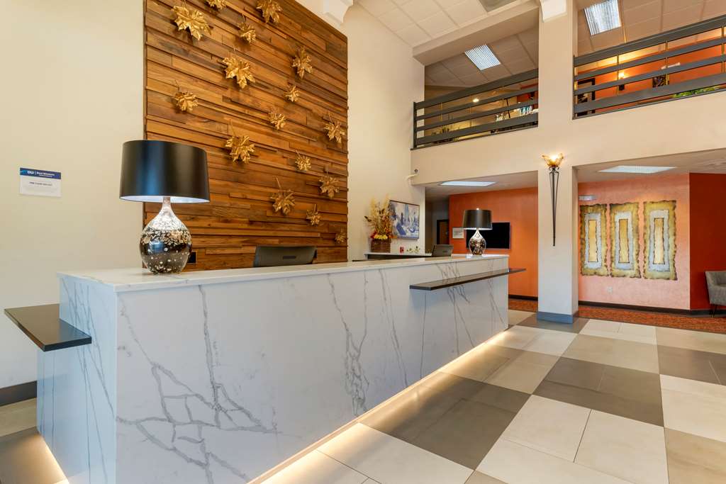 Best Western Plus Mill Creek Inn - photo 3