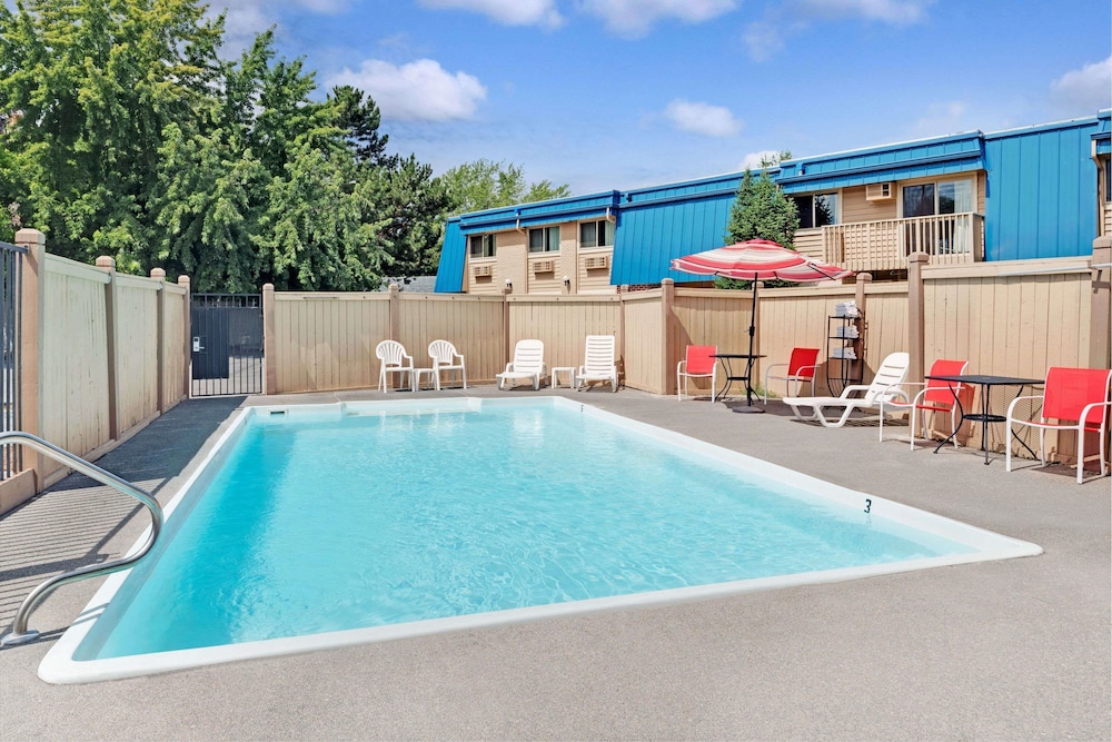 Ramada by Wyndham Spokane Valley - photo 22