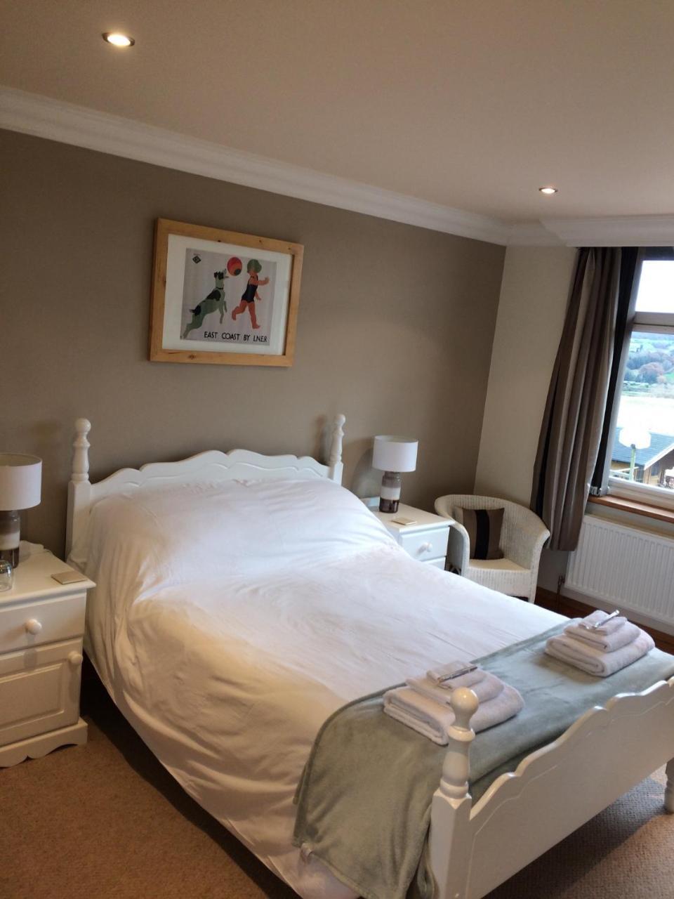 Mooredge Guest House