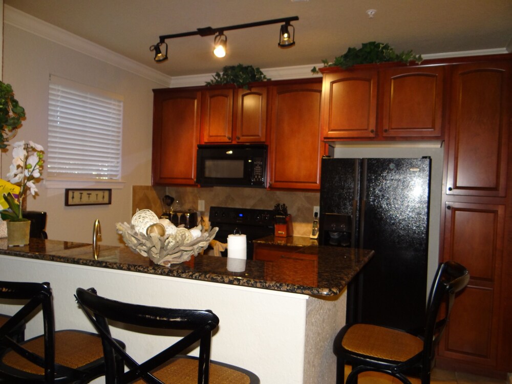 Lightmaker Property Management Davenport - photo 33