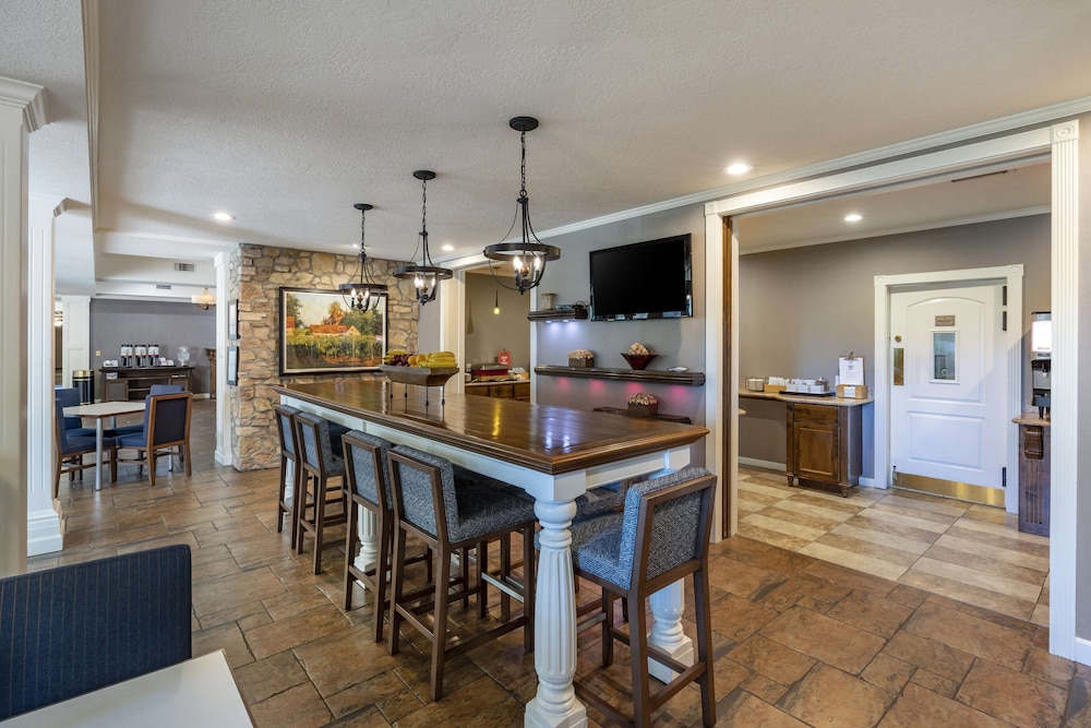 Hampton Inn Ukiah CA - photo 48