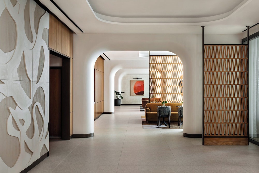 Kimpton Theta New York Times Square by IHG