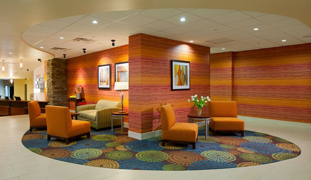 Holiday Inn Express & Suites Pittsburgh West Greentree by IHG - photo 65
