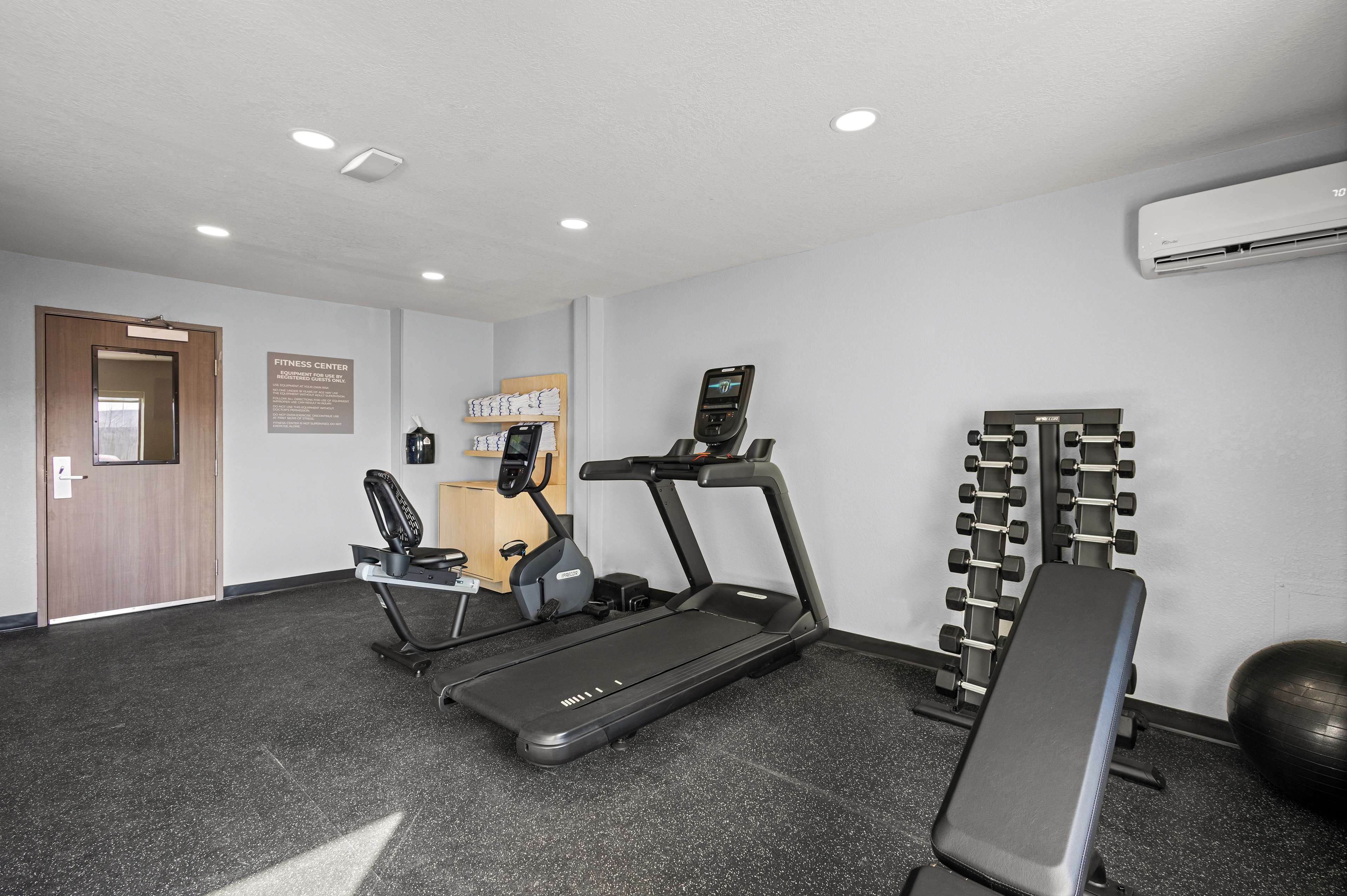 Spark By Hilton Fort Wayne - photo 11
