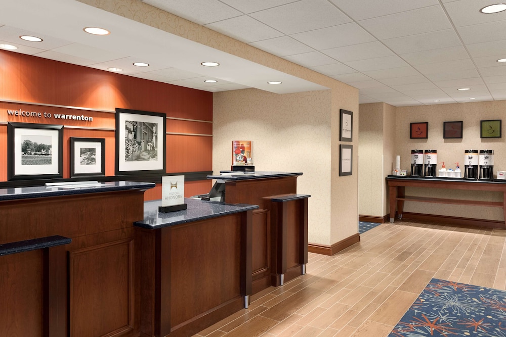Hampton Inn Warrenton - photo 6