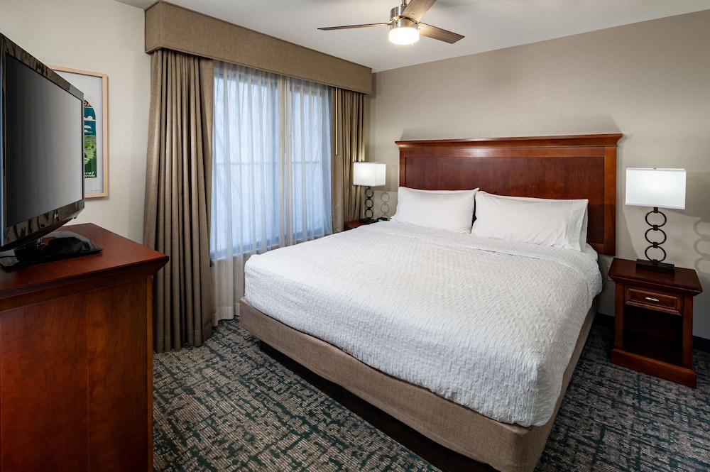 Homewood Suites by Hilton Gainesville - photo 13