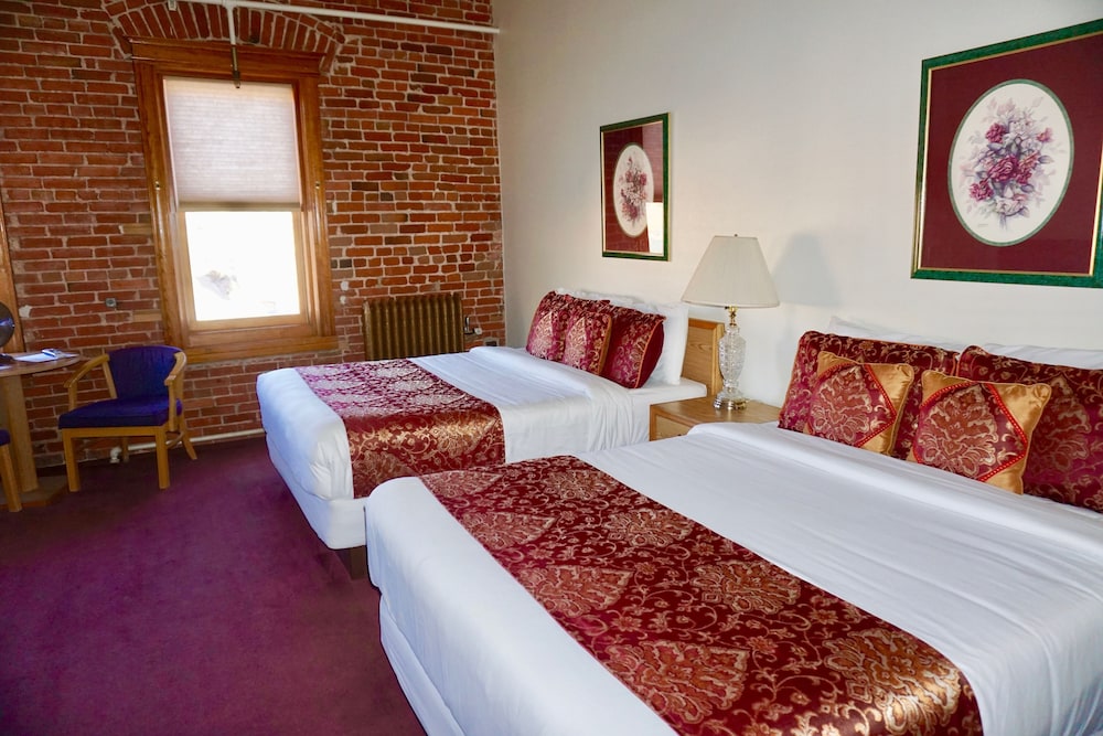 Victor Hotel - photo 10