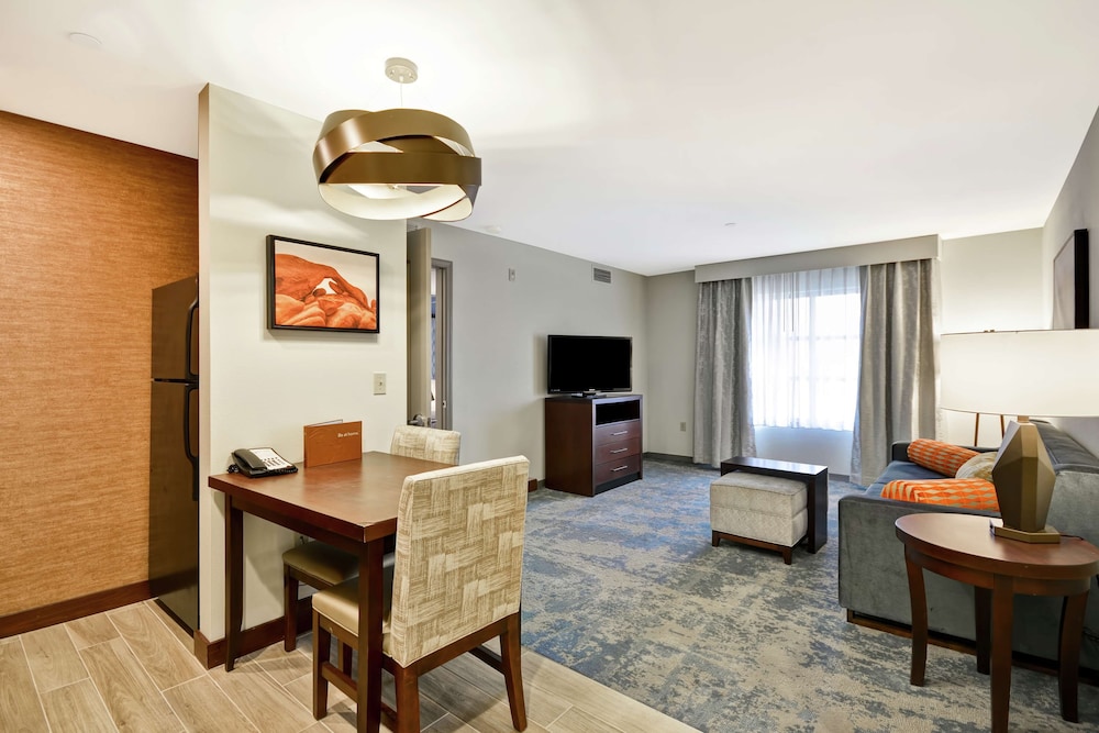 Homewood Suites by Hilton Palm Desert - photo 17