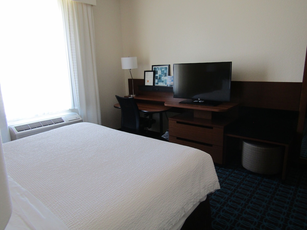 Fairfield Inn & Suites by Marriott Sidney - photo 5