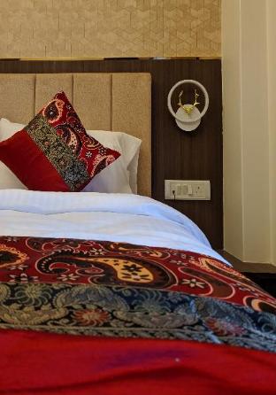 Shri Dhara Heaven - last minute hotel in Varanasi