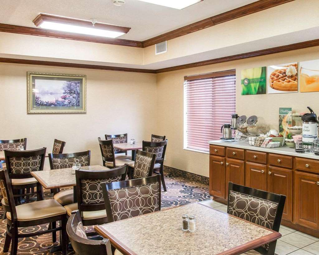 Quality Inn & Suites Niles - photo 100