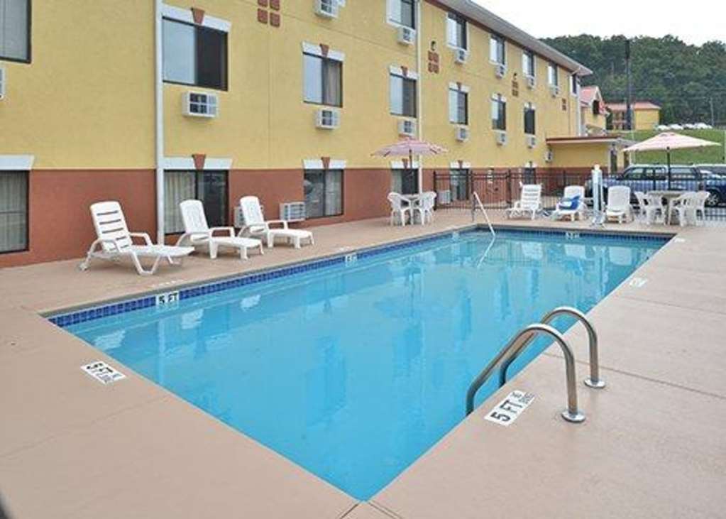Econo Lodge Cartersville Emerson Lake Point - photo 22
