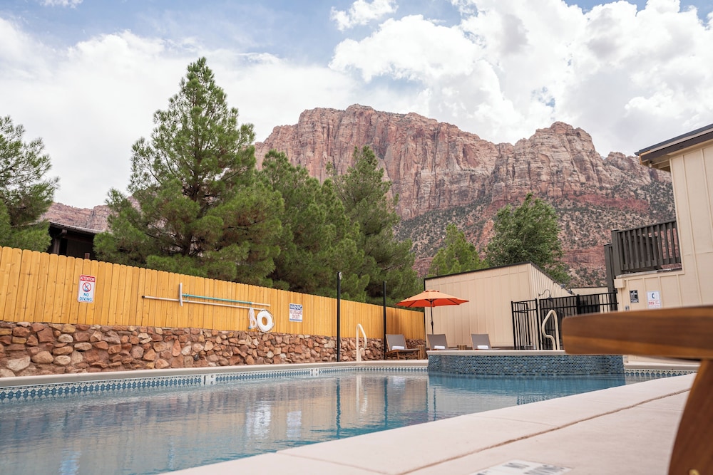 Zion Pioneer Lodge - photo 41