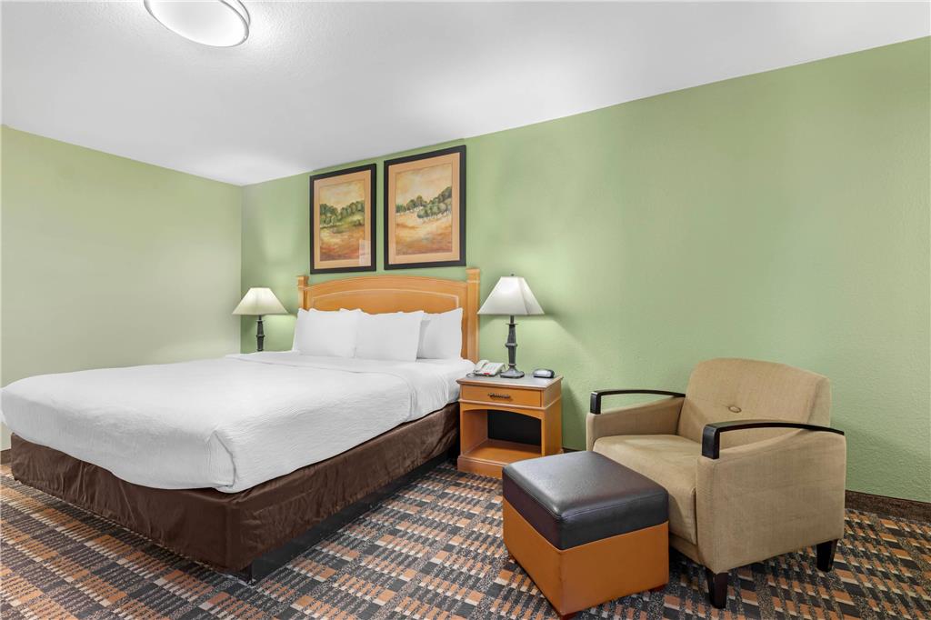 Quality Inn & Suites Plano East Richardson - photo 14