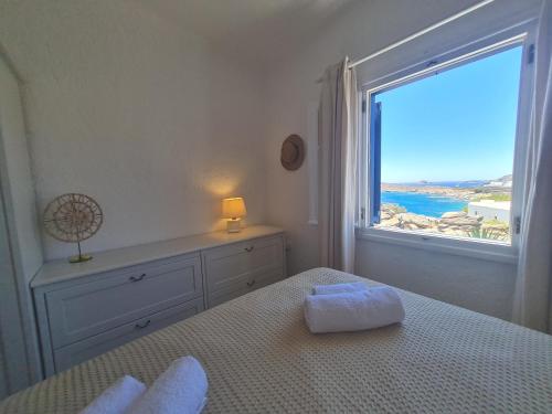 Blue Pearl Maisonette in Ornos, Greece